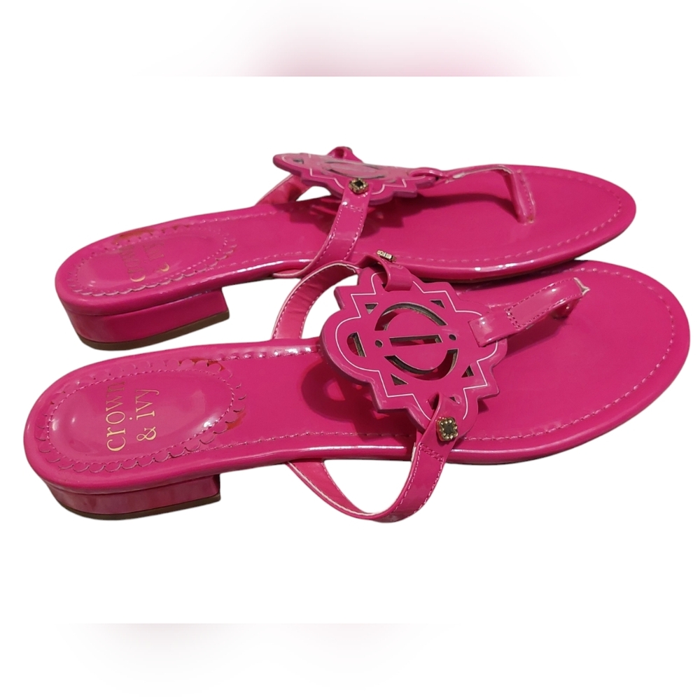 Pink Crown and Ivy Women's Sandals size 9.5